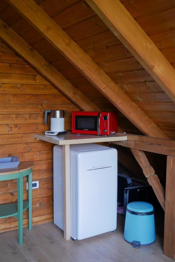 Rose Hip Hill Farm Bed & Breakfast Valea Tirnei Bagian luar foto