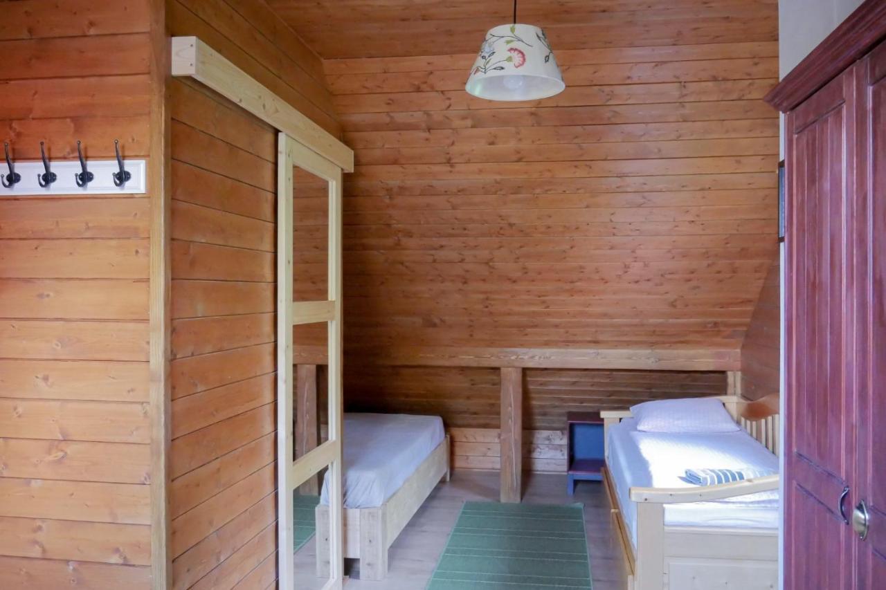 Rose Hip Hill Farm Bed & Breakfast Valea Tirnei Bagian luar foto